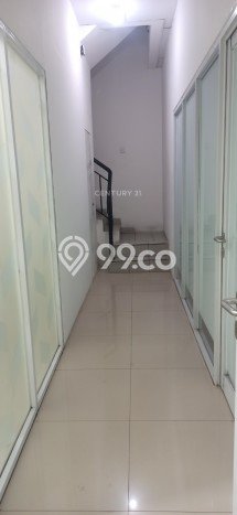 Ruko Dijual di Tangerang Selatan LT 190m2 & LB 220m2 Lokasi Terbaik! Ruko Dijual di Tangerang Selatan LT 190m2 & LB 220m2 Lokasi Terbaik!