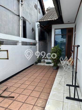 Rumah Elit LB 320m2 Siap Pakai Desain Elegan di Cibubur, Jakarta Timur Rumah Elit LB 320m2 Siap Pakai Desain Elegan di Cibubur, Jakarta Timur