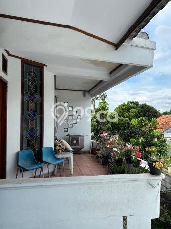 Rumah Elit LB 320m2 Siap Pakai Desain Elegan di Cibubur, Jakarta Timur Rumah Elit LB 320m2 Siap Pakai Desain Elegan di Cibubur, Jakarta Timur