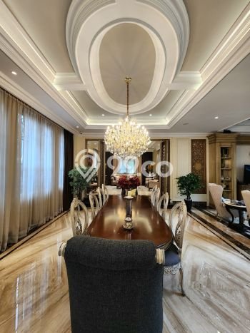 Dijual Rumah Luas Megah Dengan View Eksklusif di Kemang, Jakarta Selatan Dijual Rumah Luas Megah Dengan View Eksklusif di Kemang, Jakarta Selatan