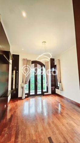 Dijual Rumah Mewah Megah Dengan View Cantik di Pantai Mutiara, Jakarta Utara Dijual Rumah Mewah Megah Dengan View Cantik di Pantai Mutiara, Jakarta Utara