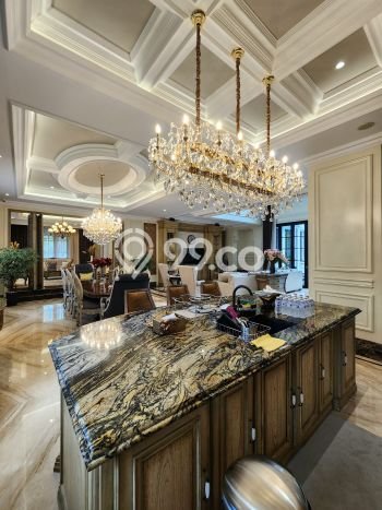 Dijual Rumah Luas Megah Dengan View Eksklusif di Kemang, Jakarta Selatan Dijual Rumah Luas Megah Dengan View Eksklusif di Kemang, Jakarta Selatan