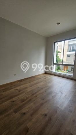 Disewakan! Rumah 3 Kamar Tidur &
3 Kamar Mandi di Pantai Indah Kapuk, Jakarta Utara Disewakan! Rumah 3 Kamar Tidur &
3 Kamar Mandi di Pantai Indah Kapuk, Jakarta Utara