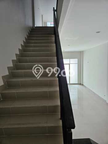 Ruko Bagus Dijual LB 270m2 Lokasi Strategis Jakarta Utara Area Cocok untuk Berbisnis Ruko Bagus Dijual LB 270m2 Lokasi Strategis Jakarta Utara Area Cocok untuk Berbisnis