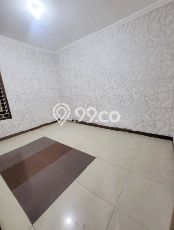 Dijual Rumah Kost di Kemanggisan, Jakarta Barat, 17 KT, 8 KM, Bangunan 453m2 Dijual Rumah Kost di Kemanggisan, Jakarta Barat, 17 KT, 8 KM, Bangunan 453m2