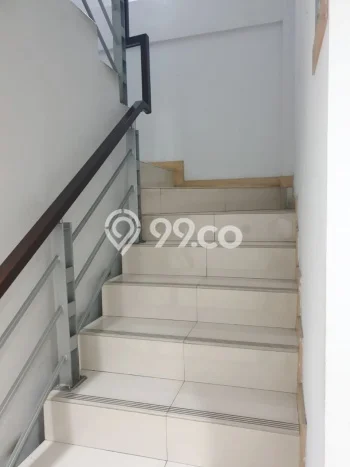 Disewakan Ruko di Kawasan Ramai Radio Dalam Luas 180m2 Disewakan Ruko di Kawasan Ramai Radio Dalam Luas 180m2