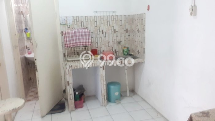 Rumah Luas Asri 2 KT Siap Pakai di Kartini Jakarta Pusat Rumah Luas Asri 2 KT Siap Pakai di Kartini Jakarta Pusat