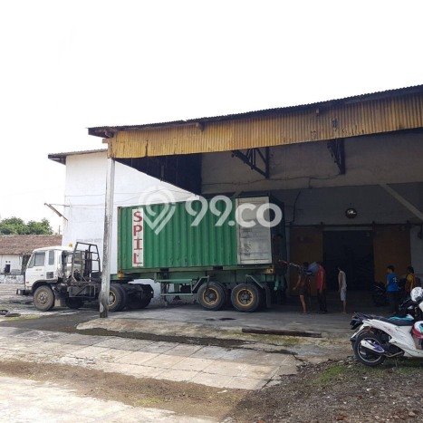Gudang Dijual di Sedati Sidoarjo dengan Luas Bangunan 736m2 Gudang Dijual di Sedati Sidoarjo dengan Luas Bangunan 736m2