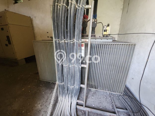 Area Ramai! Gudang Dijual di Jabon untuk Bisnis Luas Bangunan 44000m2 Area Ramai! Gudang Dijual di Jabon untuk Bisnis Luas Bangunan 44000m2