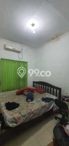 Rumah Lingkungan Nyaman di , Surabaya, Luas 168m2m² LB 108m2m² Rumah Lingkungan Nyaman di , Surabaya, Luas 168m2m² LB 108m2m²