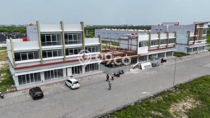 Lokasi Strategis! Dijual Ruko Bisnis di Manyar, Gresik Kondisi Bagus Lokasi Strategis! Dijual Ruko Bisnis di Manyar, Gresik Kondisi Bagus