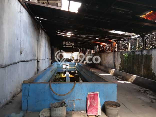 Unit Gudang Dijual di Surabaya LT 10000m2 & LB 3250m2 Unit Gudang Dijual di Surabaya LT 10000m2 & LB 3250m2