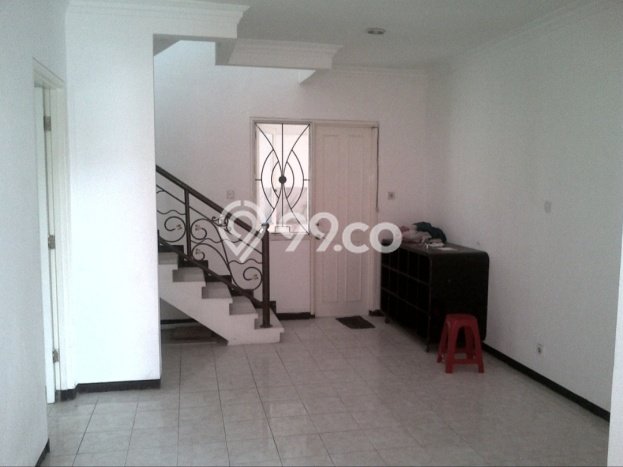 Jarang Ada! Rumah Kontrakan 4 Kamar Nyaman Siap Huni Pakuwon City Jarang Ada! Rumah Kontrakan 4 Kamar Nyaman Siap Huni Pakuwon City