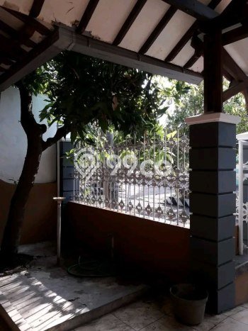 Dijual Rumah Strategis Bagus Punya 4 KT di Rungkut Surabaya SHM Dijual Rumah Strategis Bagus Punya 4 KT di Rungkut Surabaya SHM