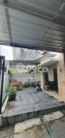 Rumah Lingkungan Nyaman di , Surabaya, Luas 168m2m² LB 108m2m² Rumah Lingkungan Nyaman di , Surabaya, Luas 168m2m² LB 108m2m²
