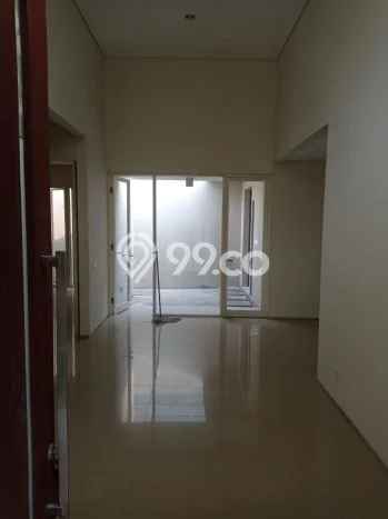 SPECIAL RATE! Rumah area Lidah Kulon, 3 KT, Lingkungan Sejuk, Luas 120m² Bangunan 88m² SPECIAL RATE! Rumah area Lidah Kulon, 3 KT, Lingkungan Sejuk, Luas 120m² Bangunan 88m²