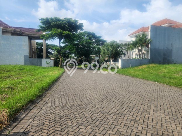 Untuk Dijual Tanah di Manyar Gresik Luas 756m2 - Untuk Dijual Tanah di Manyar Gresik Luas 756m2 -