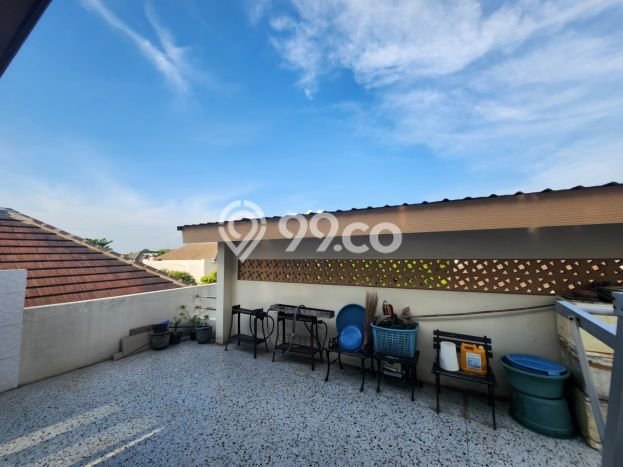 Rumah Elit Modern Siap Huni di Citraland Surabaya Rumah Elit Modern Siap Huni di Citraland Surabaya