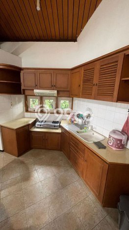 Kesempatan Langka! Vila Kawasan , Luas 545m2m², Lokasi Premium akses ke berbagai kebutuhan Kesempatan Langka! Vila Kawasan , Luas 545m2m², Lokasi Premium akses ke berbagai kebutuhan