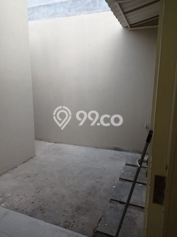 SPECIAL RATE! Rumah area Lidah Kulon, 3 KT, Lingkungan Sejuk, Luas 120m² Bangunan 88m² SPECIAL RATE! Rumah area Lidah Kulon, 3 KT, Lingkungan Sejuk, Luas 120m² Bangunan 88m²