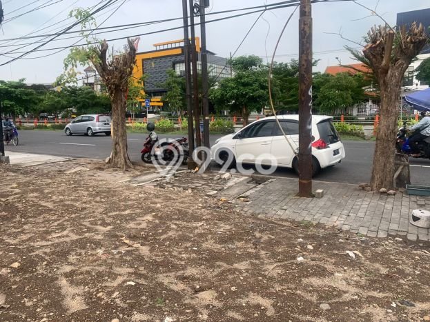 Tanah Dijual di Surabaya Seluas 680m2 Strategis Tanah Dijual di Surabaya Seluas 680m2 Strategis