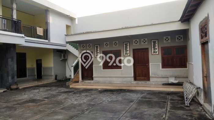Unit Komersial Dijual di Probolinggo LT 2195m2 & LB 1400m2 Unit Komersial Dijual di Probolinggo LT 2195m2 & LB 1400m2