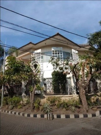 Dijual Hunian Mewah dengan Fasilitas Sekitar Lengkap di Jambangan, Surabaya Dijual Hunian Mewah dengan Fasilitas Sekitar Lengkap di Jambangan, Surabaya