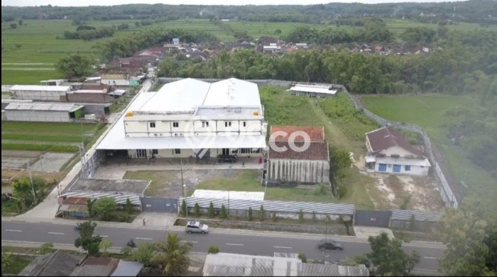 Lokasi Strategis! Dijual Pabrik Bisnis di Mojoanyar, Mojokerto Kondisi Bagus Lokasi Strategis! Dijual Pabrik Bisnis di Mojoanyar, Mojokerto Kondisi Bagus