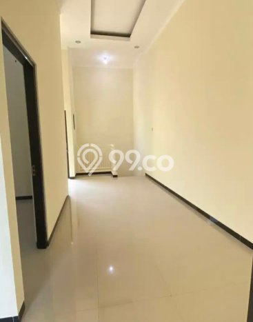 Dijual Cepat Rumah Favorit Siap Huni LB 120m2 di Rungkut, Surabaya Dijual Cepat Rumah Favorit Siap Huni LB 120m2 di Rungkut, Surabaya