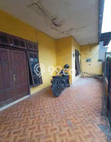Jual Rumah Bagus Siap Huni LB 160m2 di Buduran, Sidoarjo Jual Rumah Bagus Siap Huni LB 160m2 di Buduran, Sidoarjo