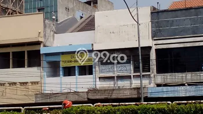 Ruko Bagus Dijual LB 300m2 Lokasi Strategis Jakarta Pusat Area Cocok untuk Berbisnis Ruko Bagus Dijual LB 300m2 Lokasi Strategis Jakarta Pusat Area Cocok untuk Berbisnis