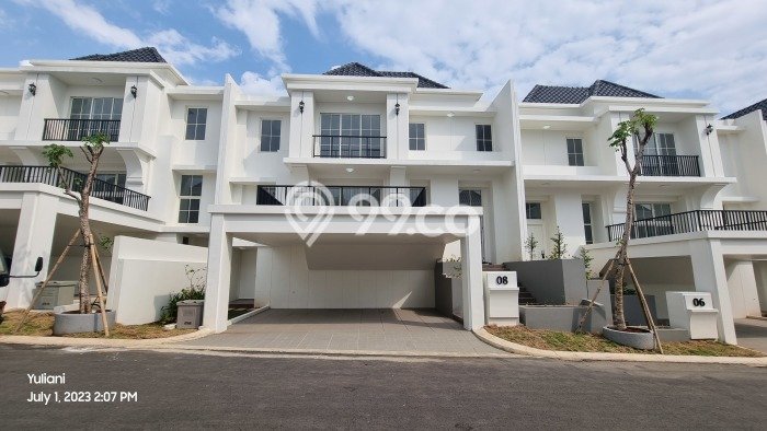 Ready to Use! Luxury House LT 216m2 Desain Elegan di Summarecon Bogor Ready to Use! Luxury House LT 216m2 Desain Elegan di Summarecon Bogor