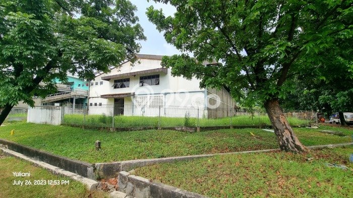 Jual Gudang Area Komersial di Jababeka, Luas 2000m², Jalan Raya Jual Gudang Area Komersial di Jababeka, Luas 2000m², Jalan Raya