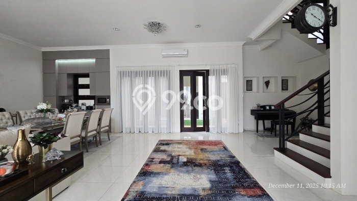 Jual Rumah Luas Elegan Dengan View Eksklusif di Jati Asih, Bekasi Jual Rumah Luas Elegan Dengan View Eksklusif di Jati Asih, Bekasi