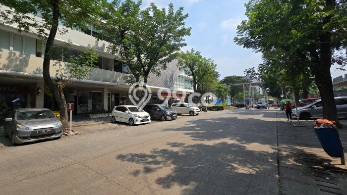 LOKASI PREMIUM! Ruko di Cengkareng, Luas 72m2m², Mainroad, Kawasan Bisnis LOKASI PREMIUM! Ruko di Cengkareng, Luas 72m2m², Mainroad, Kawasan Bisnis