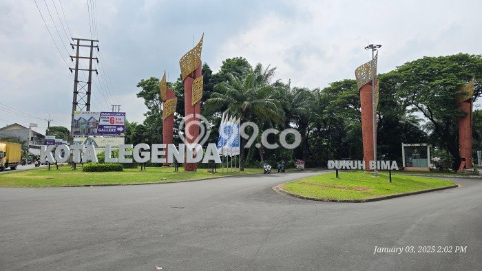 Rumah Mewah LB 668m2 Siap Huni Desain Elegan di Kota Legenda, Bekasi Rumah Mewah LB 668m2 Siap Huni Desain Elegan di Kota Legenda, Bekasi