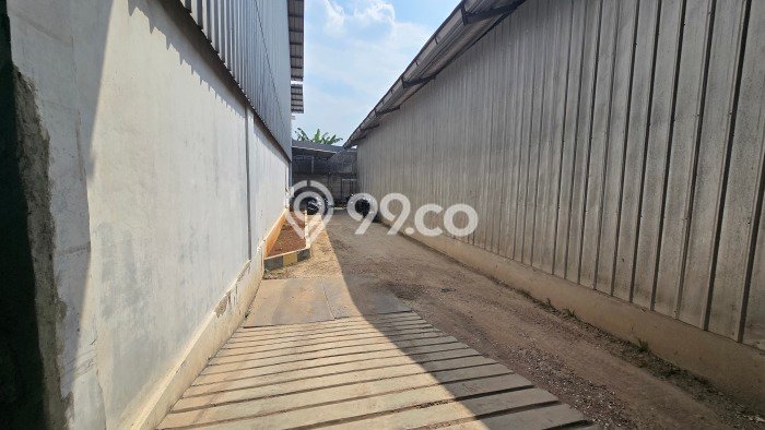 Dijual! Gudang di Jati Asih Bekasi LT 4047m2 / LB 2200m2 Kawasan Strategis Dijual! Gudang di Jati Asih Bekasi LT 4047m2 / LB 2200m2 Kawasan Strategis