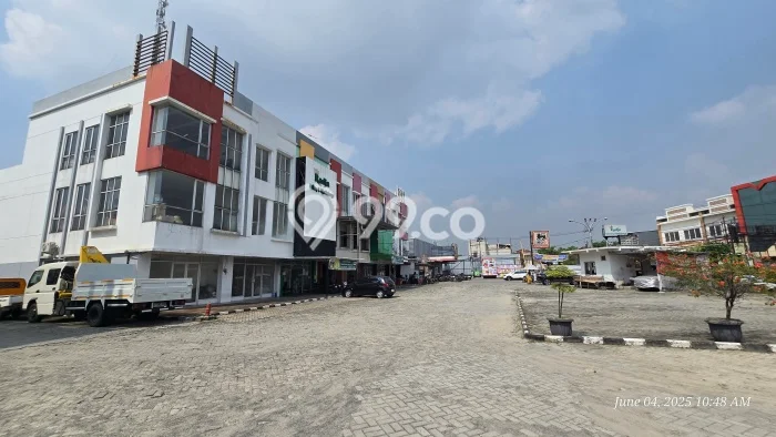 Ruko Strategis Kawasan Karang Satria, Luas 173m², Mainroad, Area Bisnis Aktif Ruko Strategis Kawasan Karang Satria, Luas 173m², Mainroad, Area Bisnis Aktif