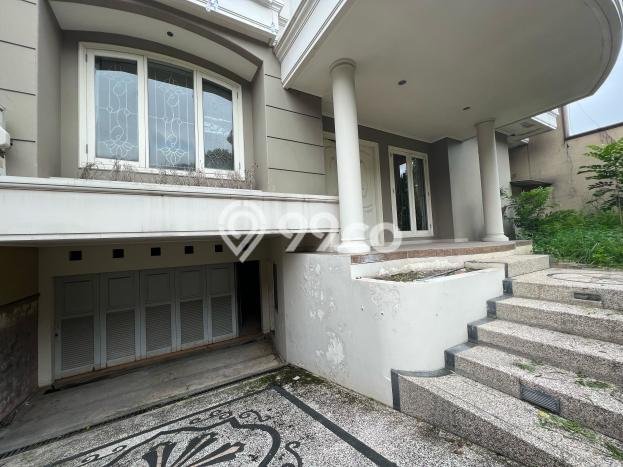 Dijual Cepat Rumah Siap Huni LT 345m2 LB 585m2 di Surabaya Cocok untuk Hunian Dijual Cepat Rumah Siap Huni LT 345m2 LB 585m2 di Surabaya Cocok untuk Hunian