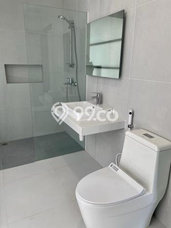 Rumah Elit Modern Siap Huni di Citraland Surabaya Rumah Elit Modern Siap Huni di Citraland Surabaya