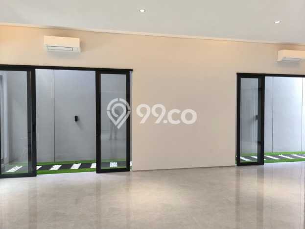 Rumah Elit Modern Siap Huni di Citraland Surabaya Rumah Elit Modern Siap Huni di Citraland Surabaya