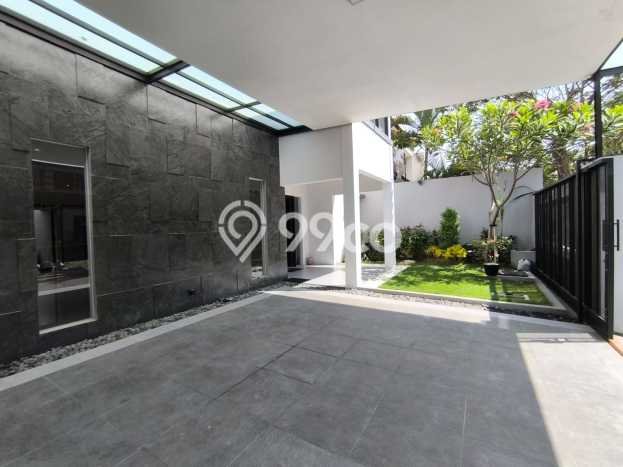 Rumah Elit Modern Siap Huni di Citraland Surabaya Rumah Elit Modern Siap Huni di Citraland Surabaya