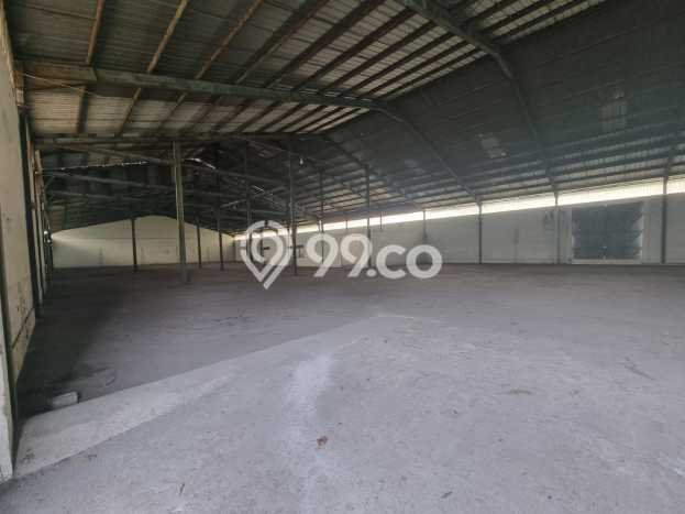 Gudang untuk disewa di Driyorejo punya LT 2800m2 & LB 2600m2 harga sewa kompetitif Gudang untuk disewa di Driyorejo punya LT 2800m2 & LB 2600m2 harga sewa kompetitif
