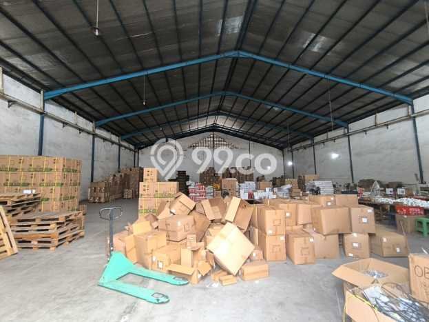 FOR RENT! Gudang di Margomulyo Cocok untuk Bisnis 875m2 FOR RENT! Gudang di Margomulyo Cocok untuk Bisnis 875m2