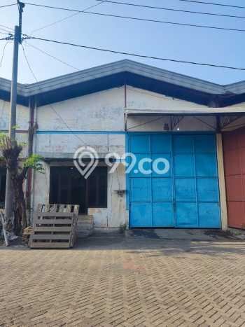 Unit Komersial Disewakan di Surabaya Area Strategis Harga Kompetitif Unit Komersial Disewakan di Surabaya Area Strategis Harga Kompetitif