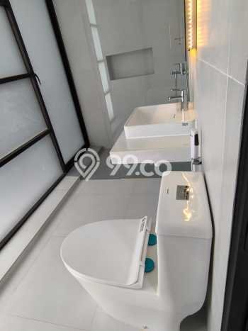 Rumah Elit Modern Siap Huni di Citraland Surabaya Rumah Elit Modern Siap Huni di Citraland Surabaya