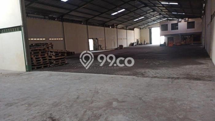 Gudang Dijual di Surabaya LT 1750m2 & LB 1300m2 Lokasi Terbaik! Gudang Dijual di Surabaya LT 1750m2 & LB 1300m2 Lokasi Terbaik!