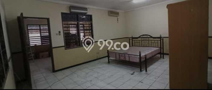 Gudang Dijual di Surabaya LT 1750m2 & LB 1300m2 Lokasi Terbaik! Gudang Dijual di Surabaya LT 1750m2 & LB 1300m2 Lokasi Terbaik!