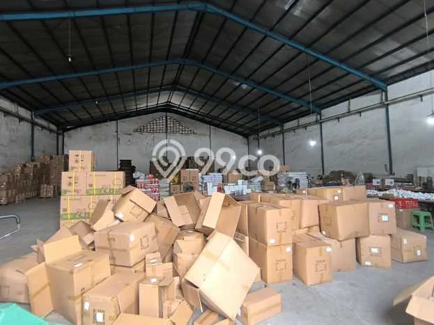 FOR RENT! Gudang di Margomulyo Cocok untuk Bisnis 875m2 FOR RENT! Gudang di Margomulyo Cocok untuk Bisnis 875m2