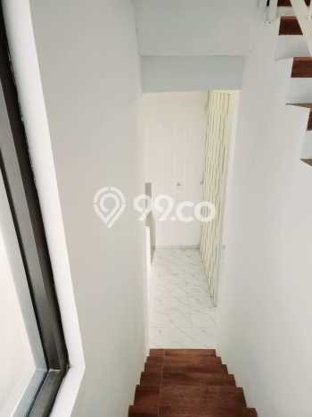 Dijual Rumah 4 Kamar Lokasi Ideal Nyaman dan Strategis di Sambikerep Dijual Rumah 4 Kamar Lokasi Ideal Nyaman dan Strategis di Sambikerep